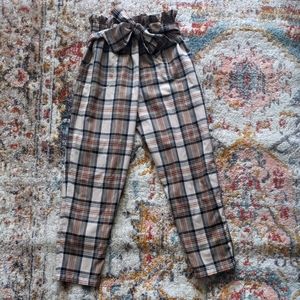 Albion Fit Bow Belt Capris